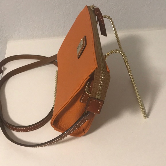 Dooney & Bourke crossbody bag - Picture 4 of 8
